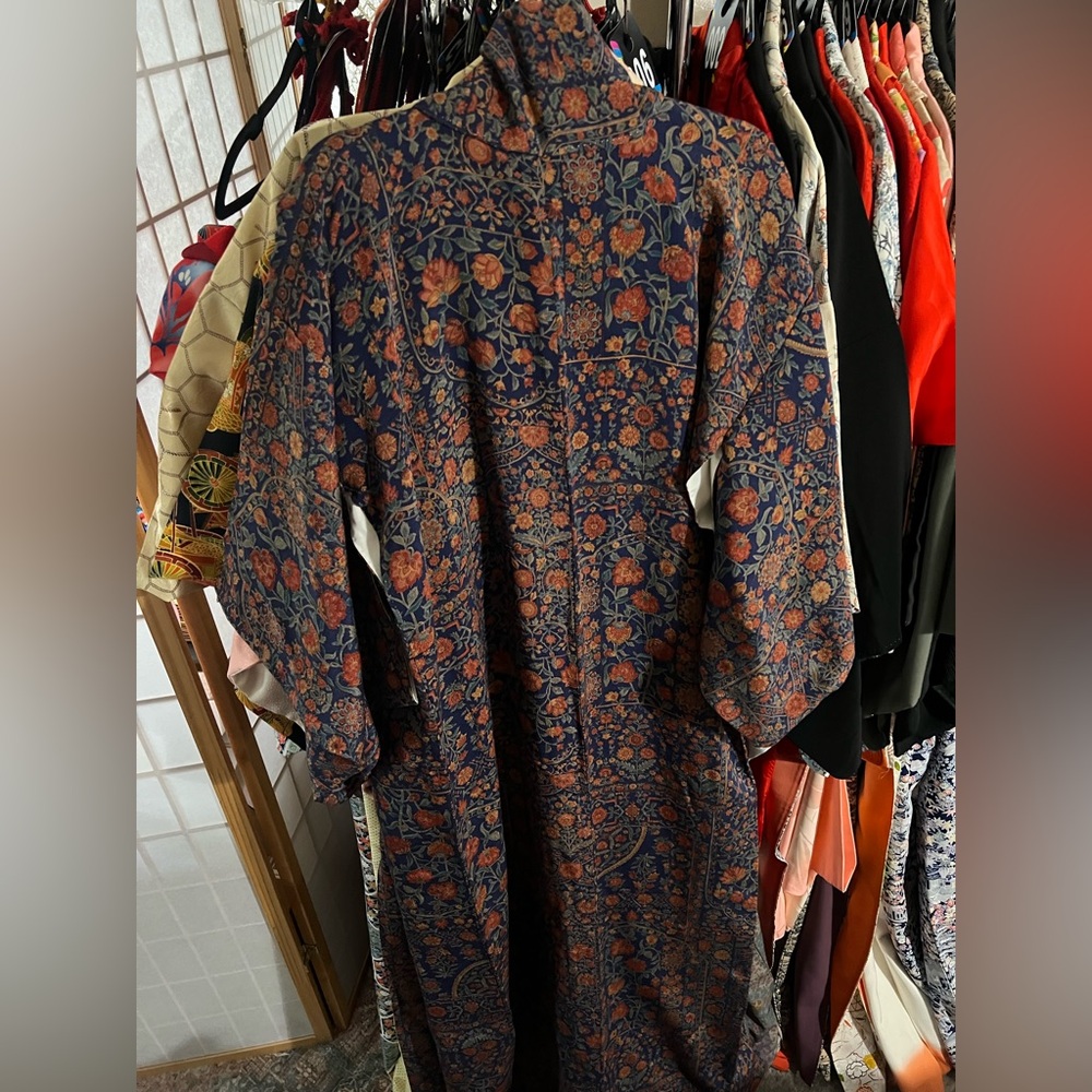 Kimono Robe #183 - Picture 2 of 2